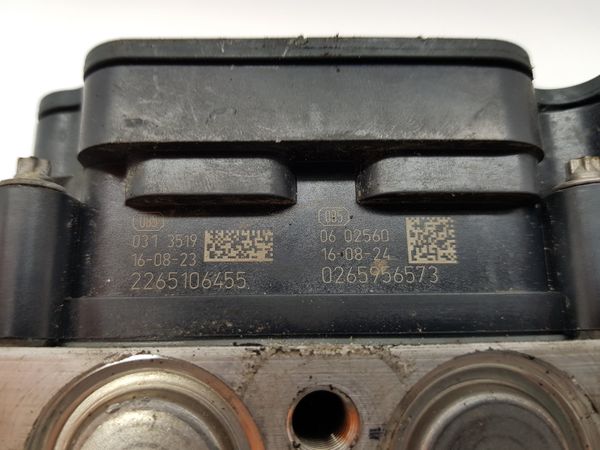 Abs Pump Opel Astra K 39064664 0265256728 Bosch 24542
