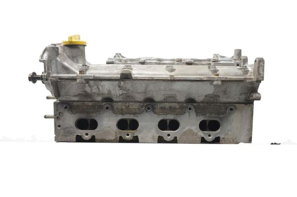 Cylinder Head 7711135172 F4R770 2.0 16V Renault Megane 2 Scenic 2 145000km