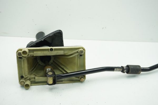 Gear Lever  8200088701 1,6 1,8 Laguna 2  Renault 10901