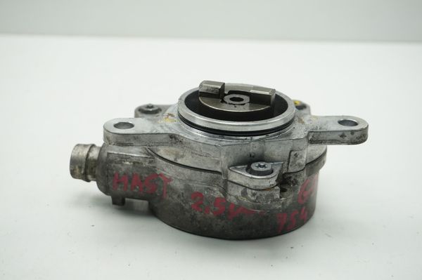 Vacuum Pump  2,2 2,5 DCI  8200640105 Renault Master 2