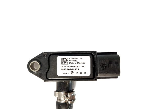 Differential Pressure Sensor Original Master III 1.5/2.0/2.3 dCi  208152425R 