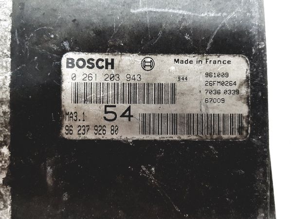 Controller  0261203943 9623792680 26FM0264 MA3.1 PSA Bosch 9204
