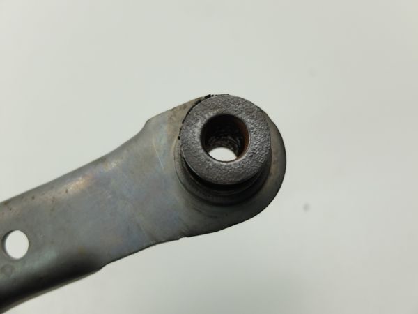 Attachment, Bracket Right Renault Clio 3 8200127321