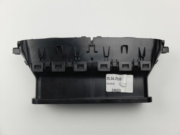 Dashboard Heater Air Vent  Clio 4 687508859R 687507764R Renault