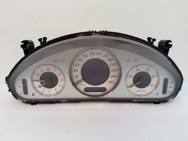 Speedometer/Instrument Cluster  Mercedes E W211 A2115405711 110080250015