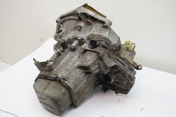 Manual Gearbox 20CF03 Citroen Saxo 1.1 8V