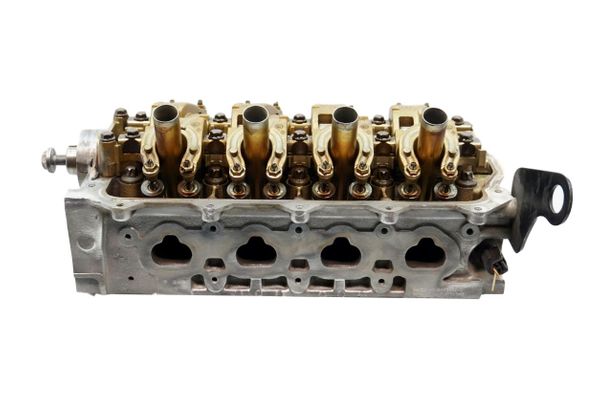 Cylinder Head  7711497415 8200797330 D4F 1,2 16v Dacia Logan Sandero Renault  Clio 3 Modus 1041