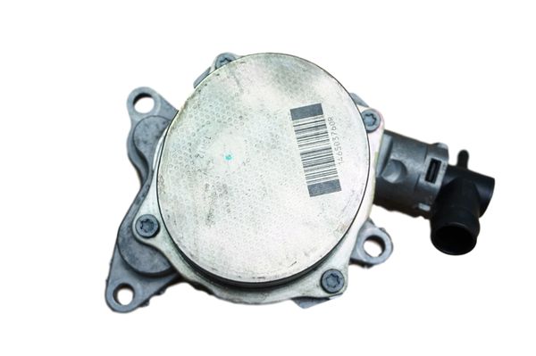 Vacuum Pump  146503760R 1,6 dci RM9 Renault Nissan Trafic 3 III 