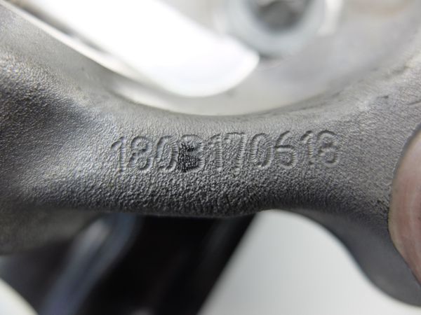 Wheel Steering Knuckle Left Front Scenic 4 402024EA1A Renault 0km