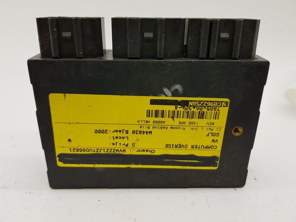 Controller  VW 1CO962258N 5ZA00795651 Hella