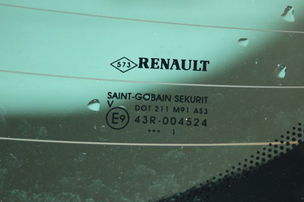 Szyba Klapy Tylnej Bagażnika Renault Megane III Coupe 2011