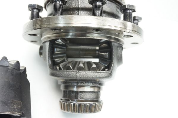 Differential Gear  PK6 Renault 7700851562 8200120090 8200124952 