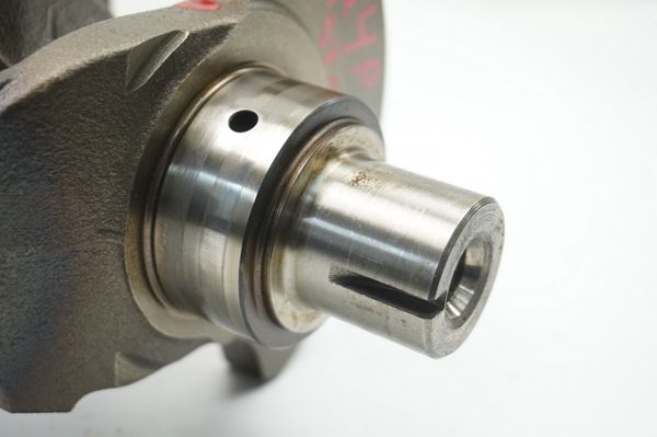 Crankshaft 7700113211 F4P760 1,8 16v Laguna Renault