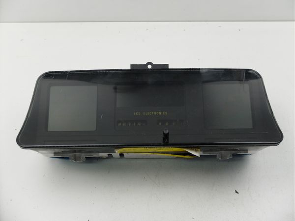 Speedometer/Instrument Cluster  Opel Kadett GSI 93154846 93154845PP LCD DIGITAL