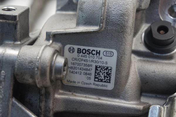 Injection Pump 0445010704 0445110485 Bosch 1.5 DCI Renault 2075