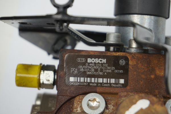 Injection Pump  9683703780 0445010102 1,6 hdi Bosch Citroen Peugeot