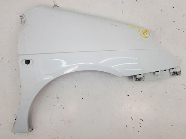 Wing Right Front Renault Scenic I 99-03 7700422176