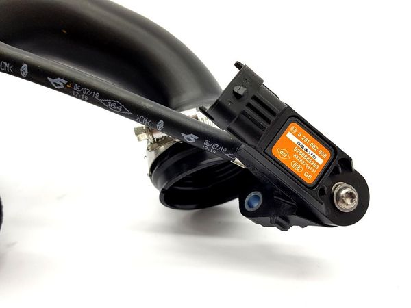 Air Hose Original Renault Espace IV Laguna 2.0 dCi 8200907826