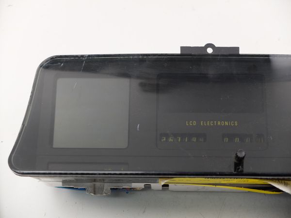 Speedometer/Instrument Cluster  Opel Kadett GSI 93154846 93154845PP LCD DIGITAL