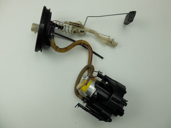 Fuel Pump  BMW 5 E39 1182954 Geber Diesel 1058