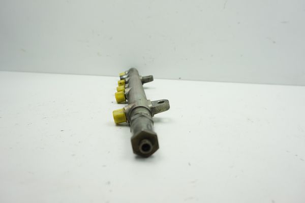 Injection Rail  8200347176 0445214024 1,9 D Renault Opel Volvo
