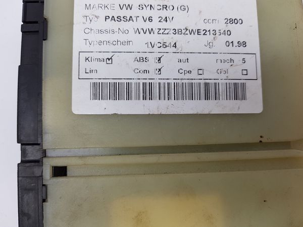 Heater Control Unit 5HB00761702 3B1907044A VW Passat B5 6059