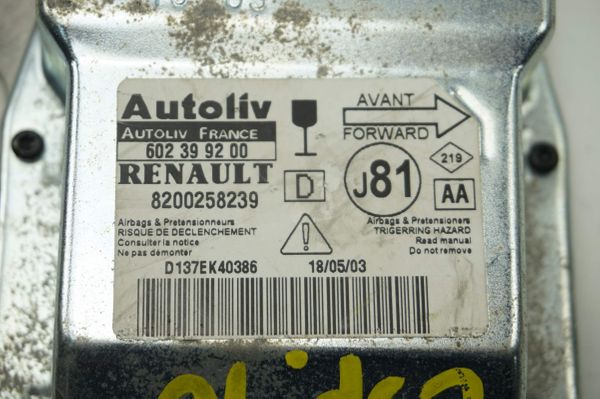 Airbag Controller  8200258239 602399200 Espace 4 Renault 