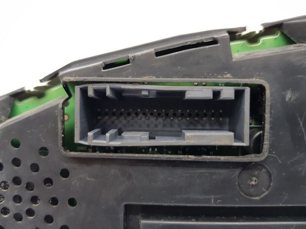 Speedometer/Instrument Cluster  Ford Mondeo BS7T-10849-VH BS7T10849VH