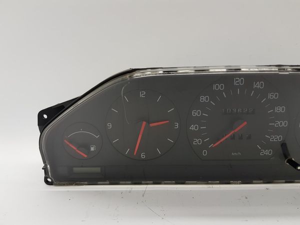 Speedometer/Instrument Cluster  Volvo 740 940 3515861