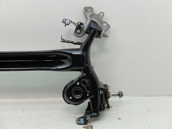 Suspension Beam Rear Renault Scenic 4 432152466R 432155839R 0km