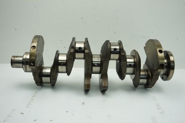 Crankshaft 7700113211 F4P760 1,8 16v Laguna Renault