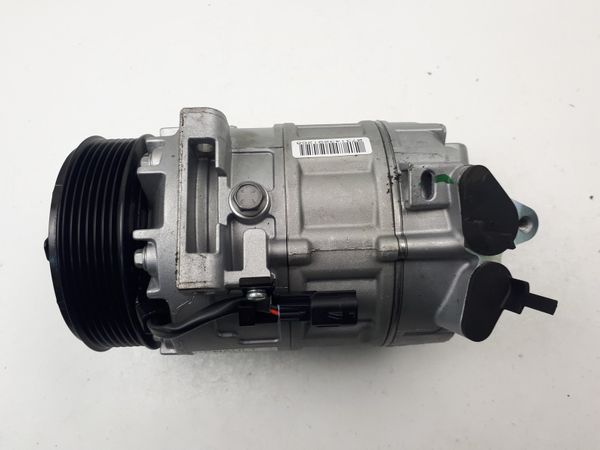 Air Con Compressor/Pump New Original Master 3 8200848916 926000373R 2.3 DCI