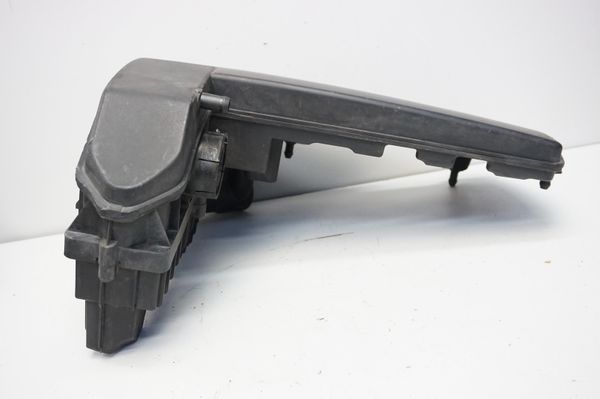 Air Filter Housing  8200517765 1,2 16v Renault