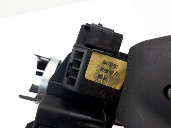 Light Control Peugeot 307 96574711XT 6242G1 COM2000 Delphi