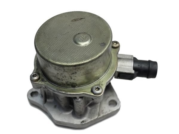 Vacuum Pump  1,5 DCI 8200327149 Renault Megane II