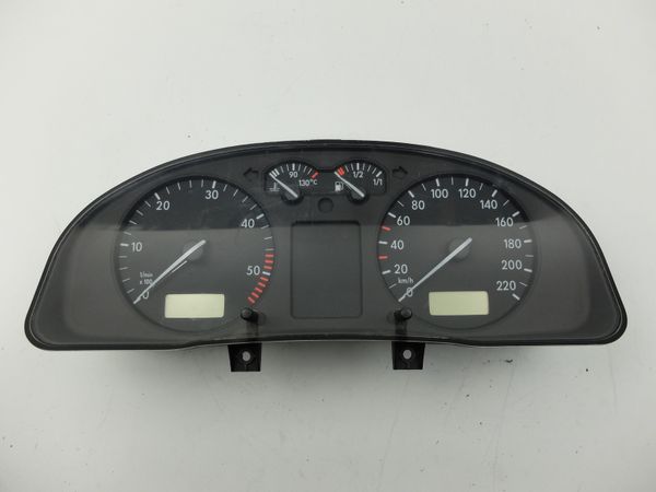 Speedometer/Instrument Cluster  VW Passat B5 09051969906 09051940090