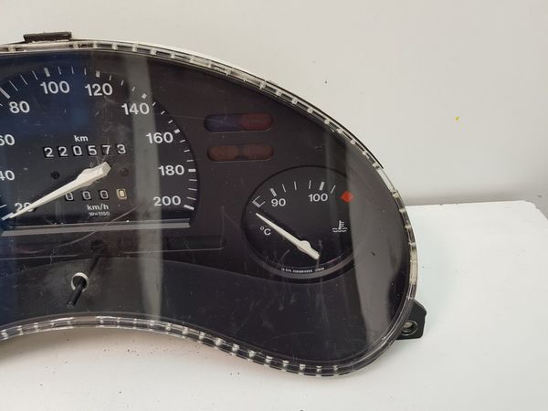 Speedometer/Instrument Cluster  Opel Corsa B 88481668 90484148