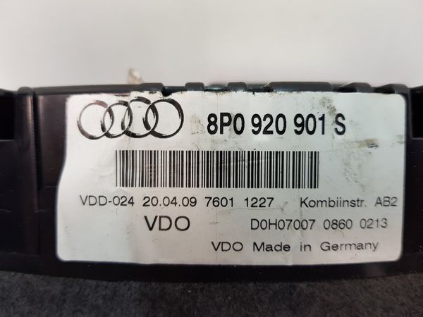 Speedometer/Instrument Cluster  Audi A3 8P 8P0920901S 110080389002