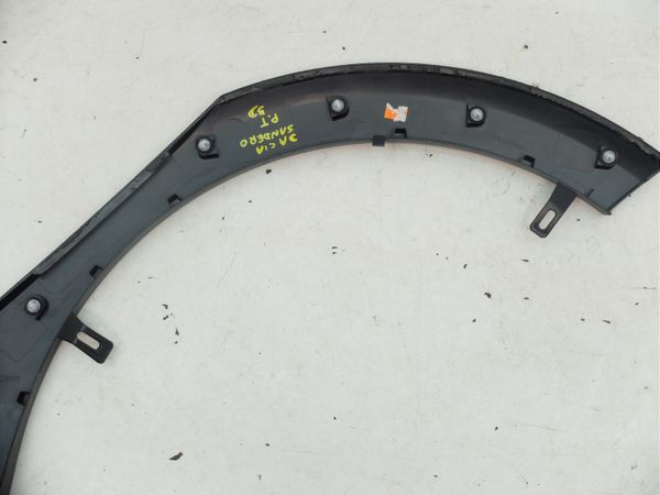 Wing Trim Right Rear Sandero 2 788A27813R Dacia