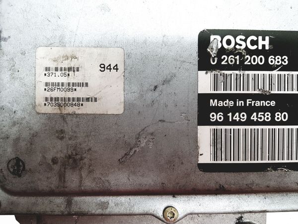 Controller  0261200683 9614945880 26FM0099 PSA Bosch
