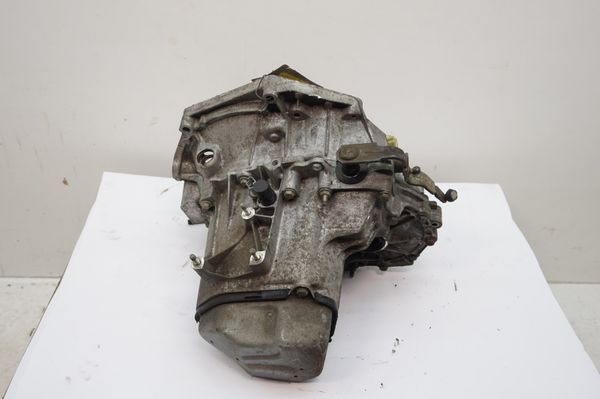 Manual Gearbox 20CF03 Citroen Saxo 1.1 8V