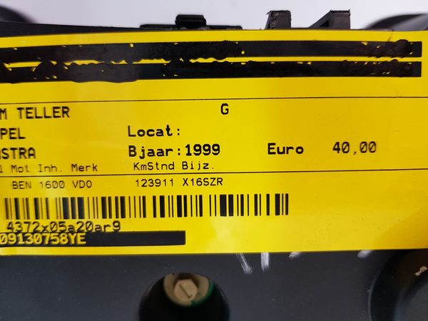 Speedometer/Instrument Cluster  Opel Astra G 09130758YE 110008876004 9054