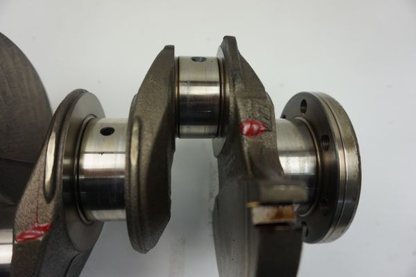 Crankshaft 7700113211 F4P760 1,8 16v Laguna Renault