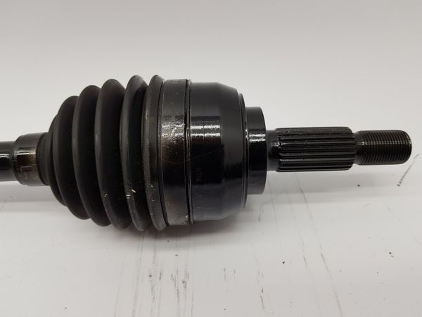 Drive Shaft Right 391006802R Clio 3 Renault 1.5 DCI 6720