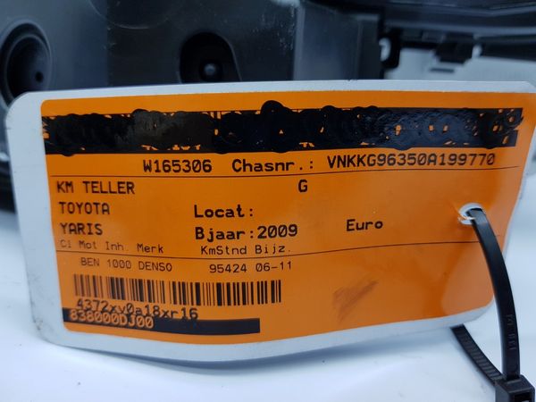Speedometer/Instrument Cluster  Toyota Yaris 83800-0DJ00 838000DJ00