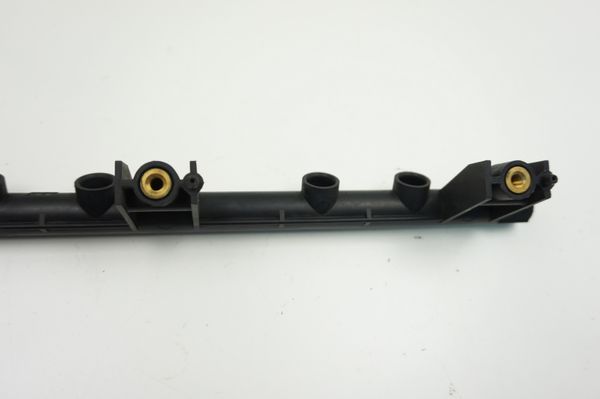Injection Rail 7700114546 1,2 8v Renault Clio 2 