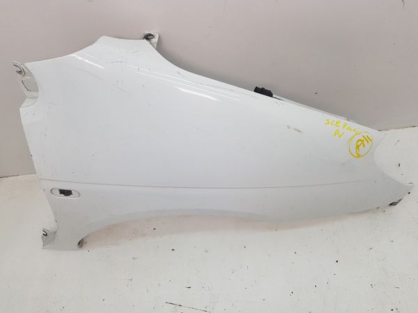 Wing Right Front Renault Scenic I 99-03 7700422176