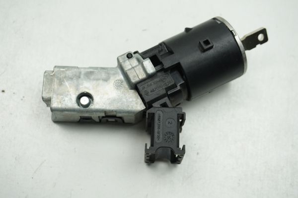 Ignition Switch  487009602R Dacia Lodgy 905025129R 806010423R