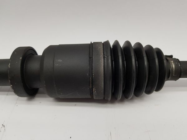 Drive Shaft Right 8200378880 Clio 3 Renault 6715