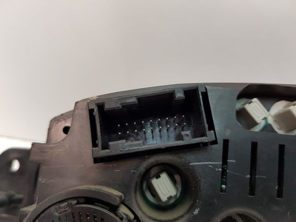 Speedometer/Instrument Cluster  Citroen Xsara Picasso 9645077080 110008966002